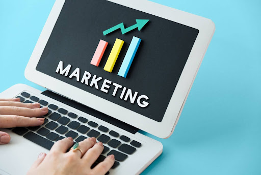 Cara Menyusun Marketing Funnel yang Efektif & Mengonversi (+Tools All-in-One)